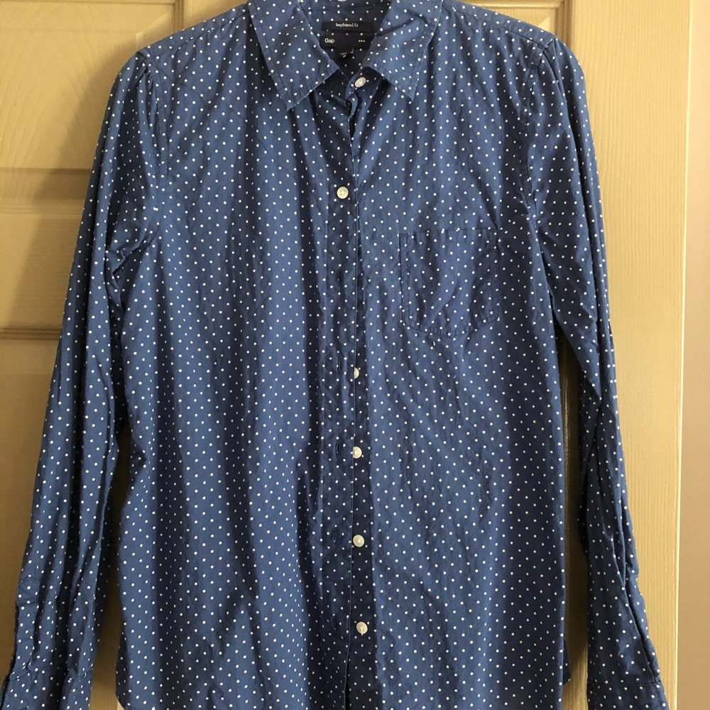 GAP Button Up Shirt